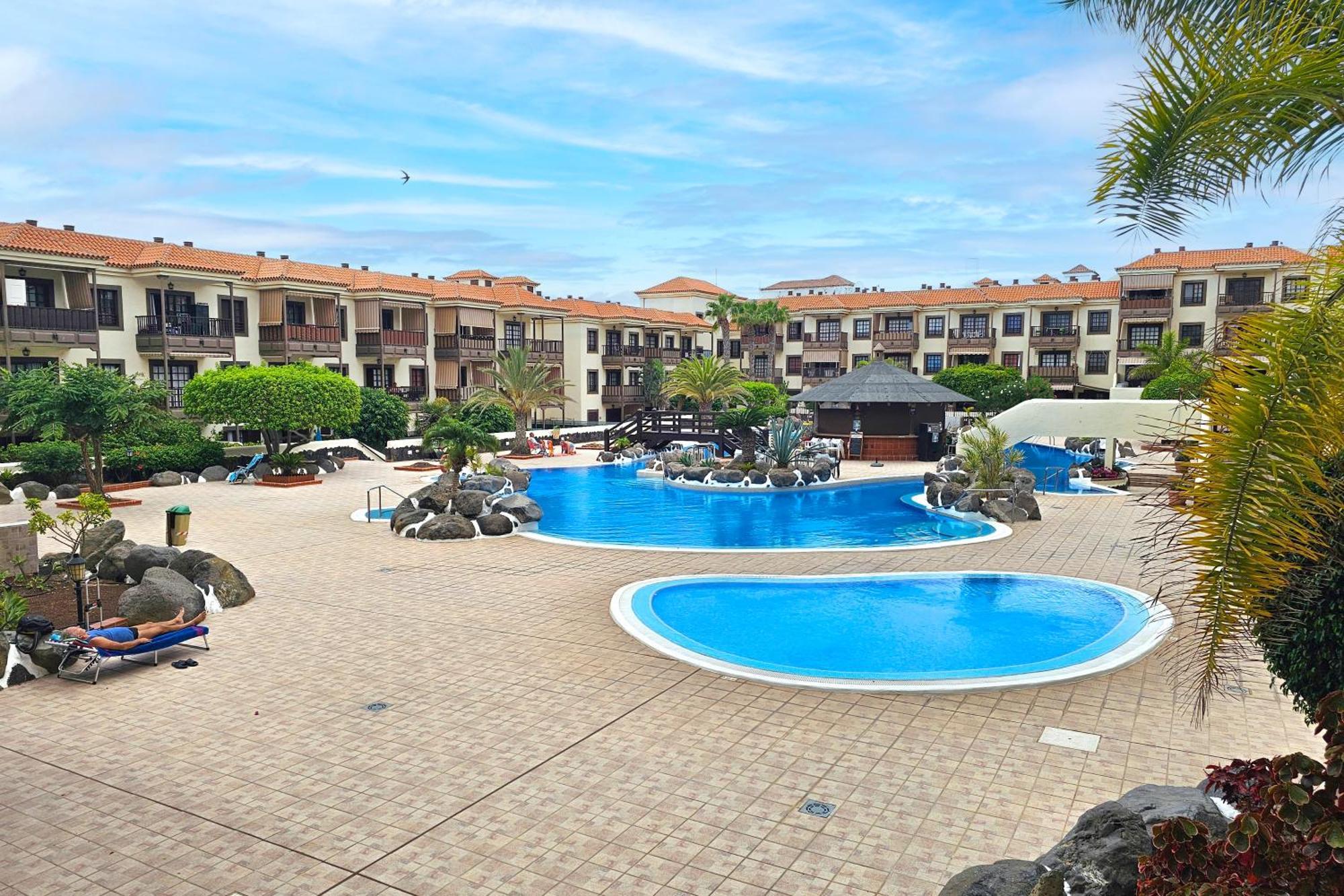Tasteful 1Bd Apartment With Pool, Oceanfront Terrace, B82 طوستا ديل سيلونثيو المظهر الخارجي الصورة
